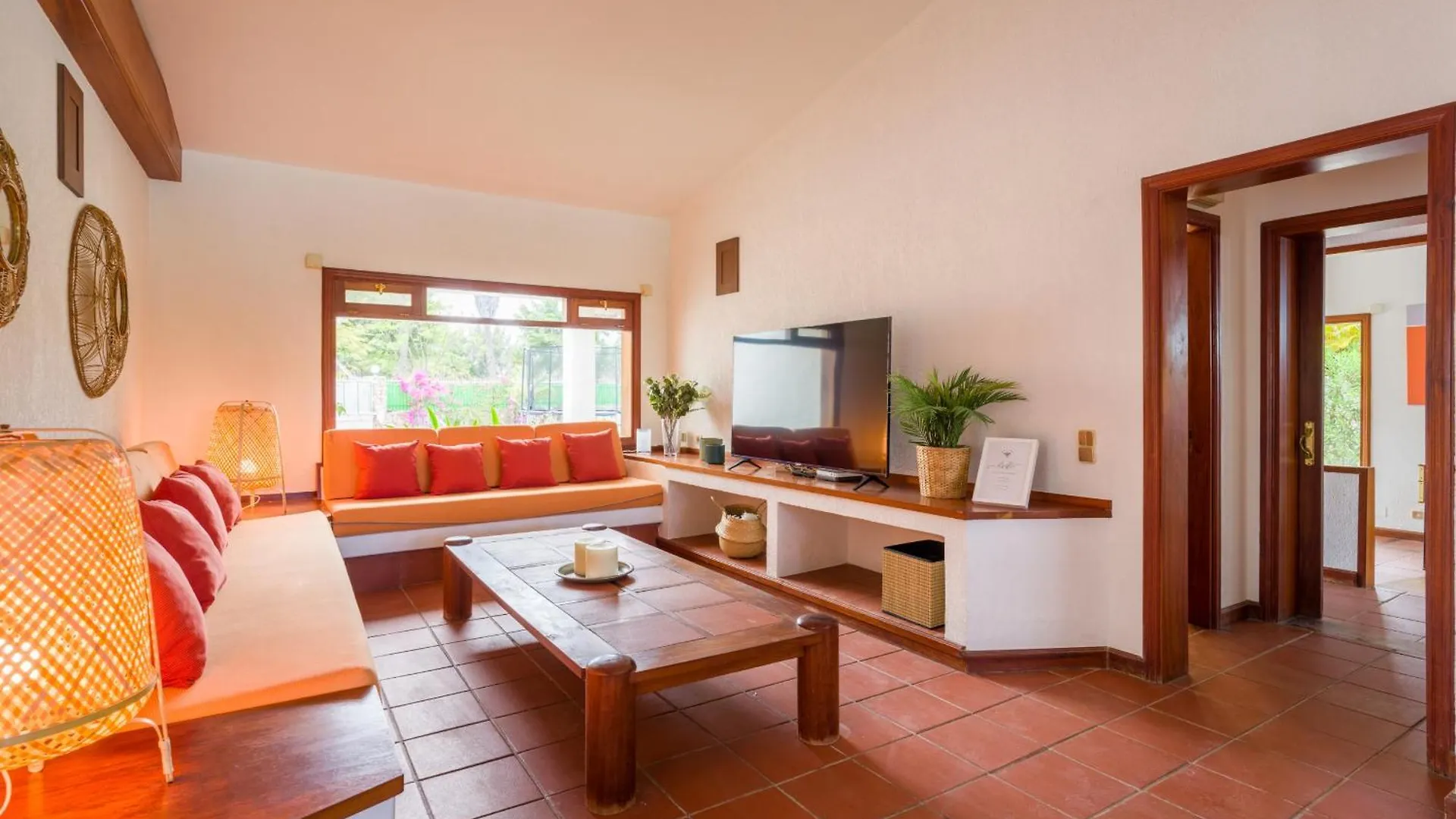 EXCLUSIVE VILLA GRAN CANARIA - HEATED POOL INCLUDED - Gran Canaria Stays Maspalomas  Chalet Maspalomas (Gran Canaria)