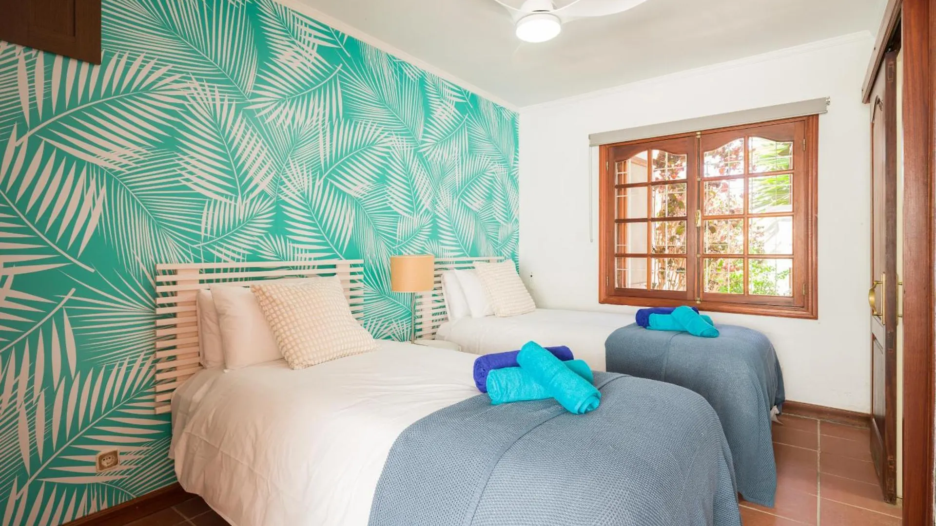EXCLUSIVE VILLA GRAN CANARIA - HEATED POOL INCLUDED - Gran Canaria Stays Maspalomas  Maspalomas (Gran Canaria)