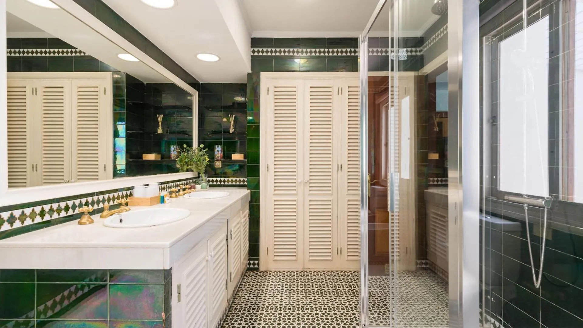 EXCLUSIVE VILLA GRAN CANARIA - HEATED POOL INCLUDED - Gran Canaria Stays Maspalomas  Chalet
